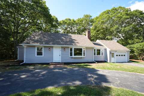 7 Dexter Mill Drive, Falmouth, MA 02540
