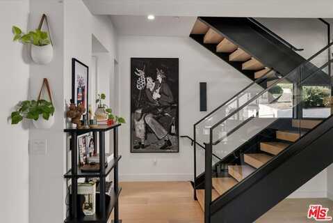 3225 Rowena Ave, Los Angeles, CA 90027