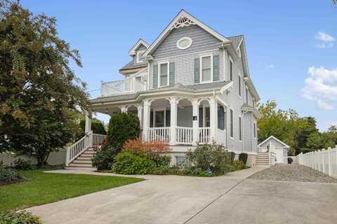 217 Third, West Cape May, NJ 08204