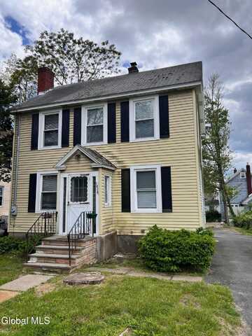 1534 Central Avenue, Albany, NY 12205