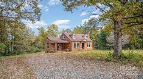 2839 24th Avenue NE, Hickory, NC 28601
