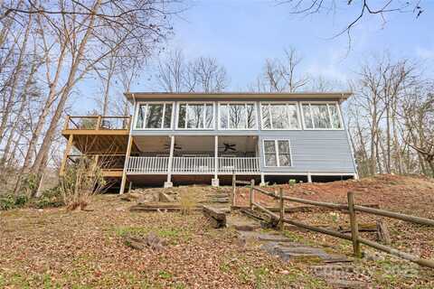 87 Medley Drive, Waynesville, NC 28785