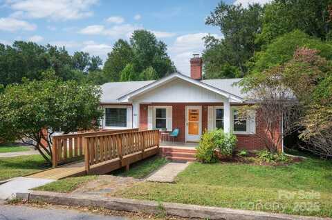 105 Fairfax Avenue, Asheville, NC 28806