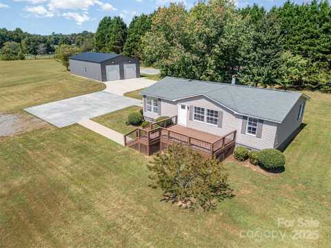 669 Midway Road, Statesville, NC 28625