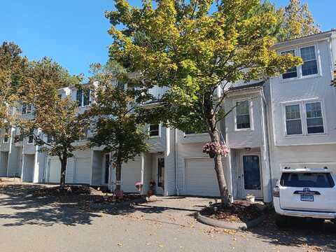 380 Hitchcock Road, Waterbury, CT 06705
