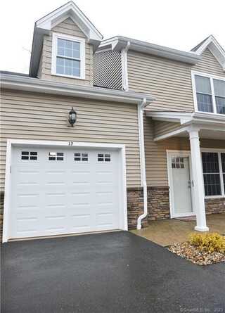 17 Brookview Circle, Bristol, CT 06010