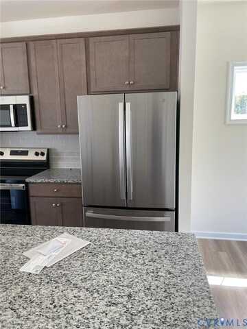 225 Whiteside Road, Sandston, VA 23150