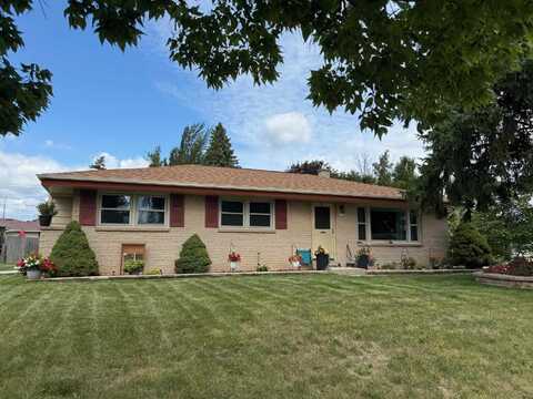 5610 W BOTTSFORD AVENUE, Greenfield, WI 53220