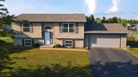 6110 KAYAK DRIVE, Weston, WI 54476