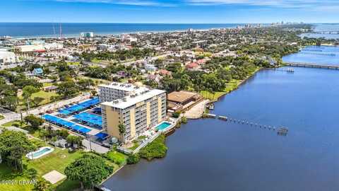 145 N Halifax Avenue, Daytona Beach, FL 32118