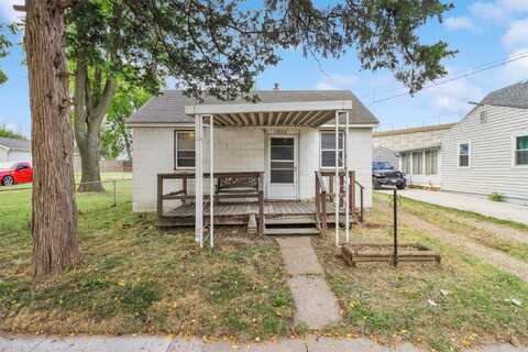 1242 E 21st Street, Des Moines, IA 50317