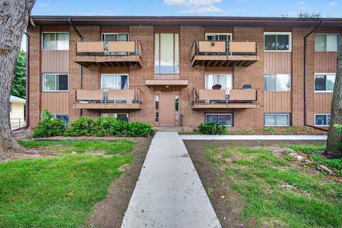 4211 65th Street unit: 1, Urbandale, IA 50322