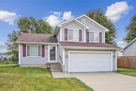 6121 Four Pines Street, Johnston, IA 50131