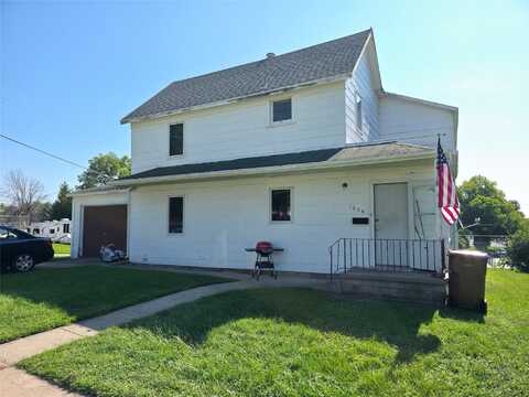1026 N Clark Street, Carroll, IA 51401