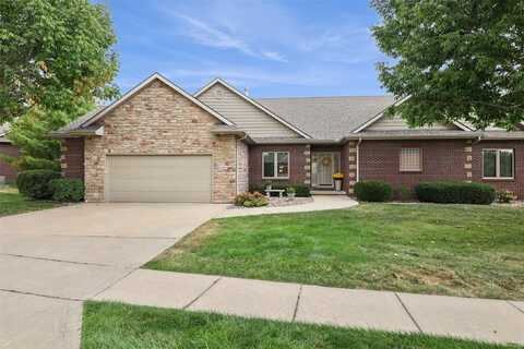 16691 Valleyview Lane, Clive, IA 50325