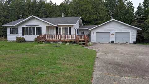 2976 M-134, Hessel, MI 49745