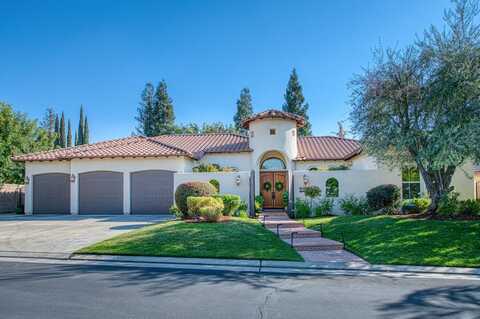 1459 Carlyle Way E, Fresno, CA 93730