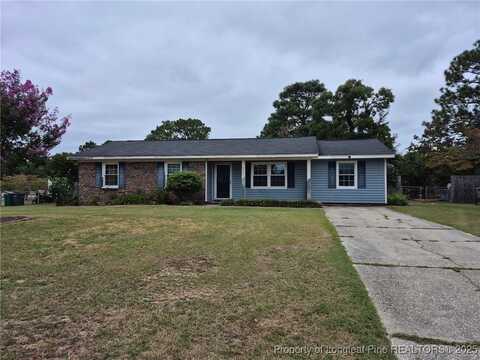 5982 Spinner Road, Hope Mills, NC 28348