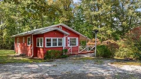 187 Old Cabin Rd, Franklin, NC 28734