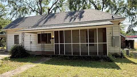 1104 E Main ST, Paris, AR 72855