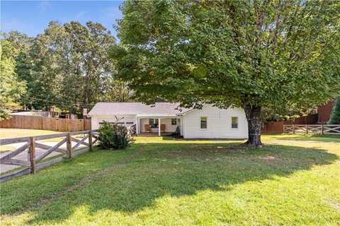 2640 Lanier Beach South Road, Cumming, GA 30041