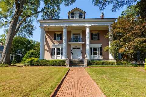 303 KENNESAW Avenue NW, Marietta, GA 30060