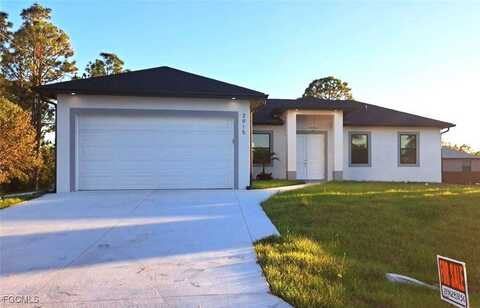 2915 28th Street SW, Lehigh Acres, FL 33976
