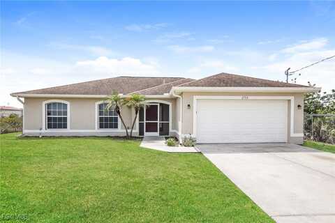 2715 72nd Street W, Lehigh Acres, FL 33971