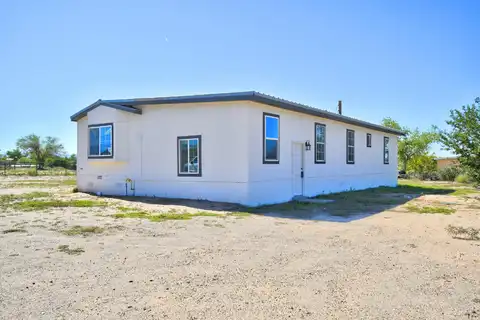 11 VICTORIA Street, Belen, NM 87002