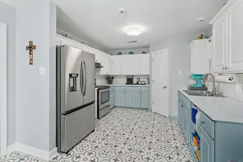 13055 She Lee Place Rd, Gonzales, LA 70737