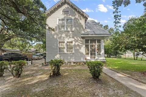 207 6th Street, Chickasaw, AL 36611