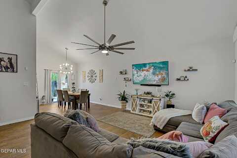 6220 Brillo Luna Street, El Paso, TX 79932