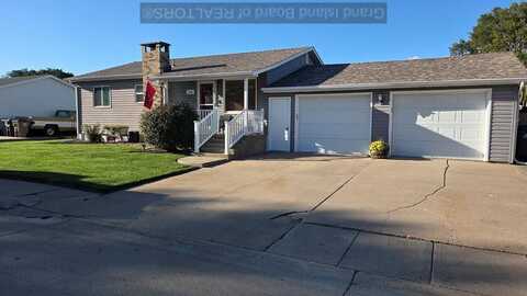 710 5th, Gibbon, NE 68840