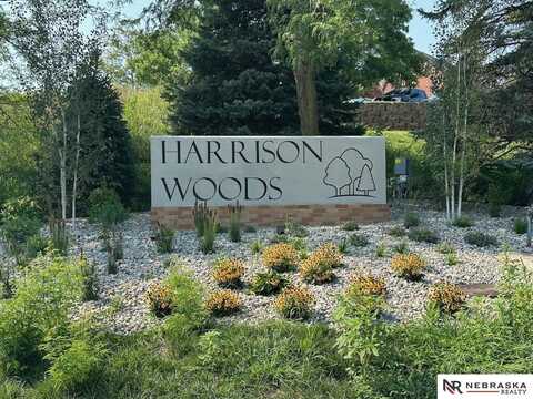 7216 S 170th Street, Omaha, NE 68136