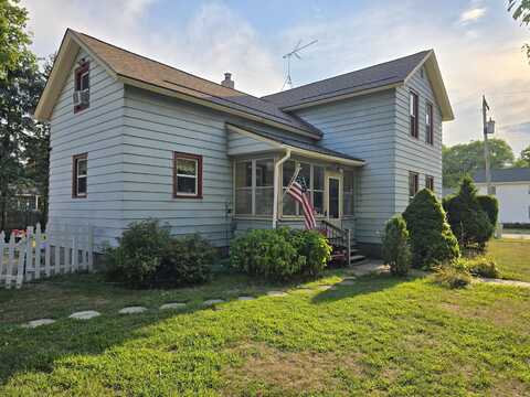 304 Pine Street, Schoolcraft, MI 49087
