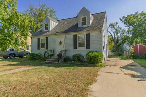 2648 Bellevue Road, Norton Shores, MI 49441