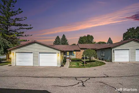 3903 Lemans Court SE, Kentwood, MI 49512