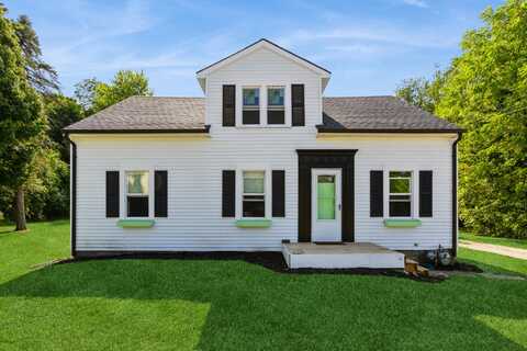 254 E Center Street, Coloma, MI 49038