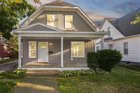 923 Michigan Avenue, Saint Joseph, MI 49085