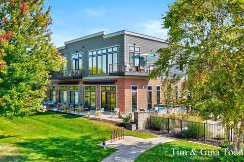 220 King Street, Lowell, MI 49331