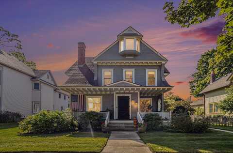 508 E Ludington Avenue, Ludington, MI 49431