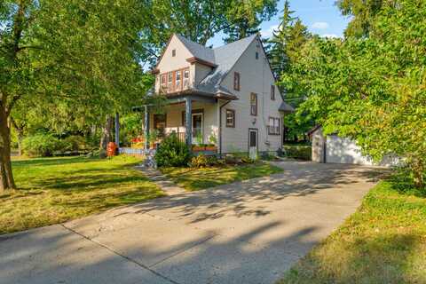 1550 Cedar Bend Drive, Ann Arbor, MI 48105