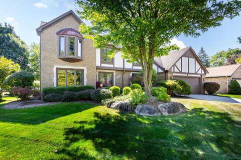 3273 Salem Drive, Rochester Hills, MI 48306