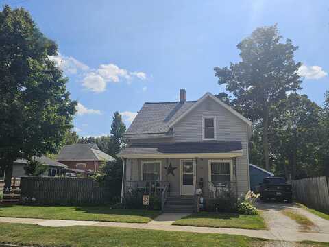 315 W Henry Street, Charlotte, MI 48813