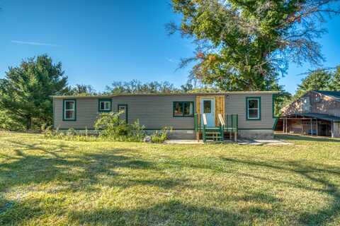 23793 Gates Road, Howard City, MI 49329