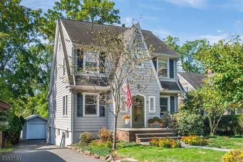 36 Marshall St, West Caldwell, NJ 07006