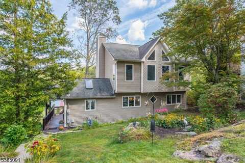 54 Broadway, West Milford, NJ 07480