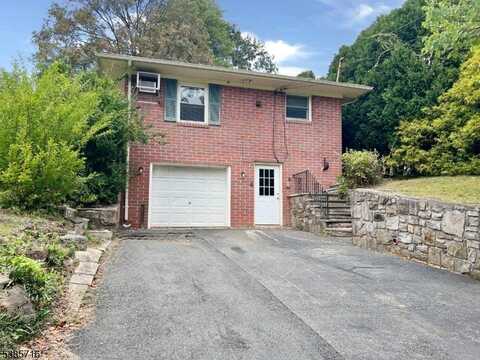 505 Logan Dr, Roxbury Township, NJ 07850
