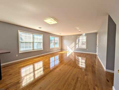 150 Orange St, Bloomfield, NJ 07003