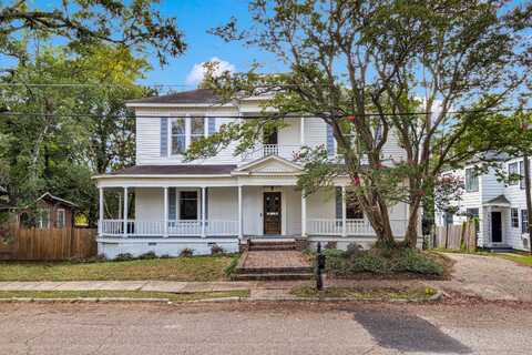 909 10th St N, Columbus, MS 39701